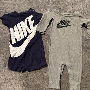 Nike Kids One Piece Footies - Navy and Gray